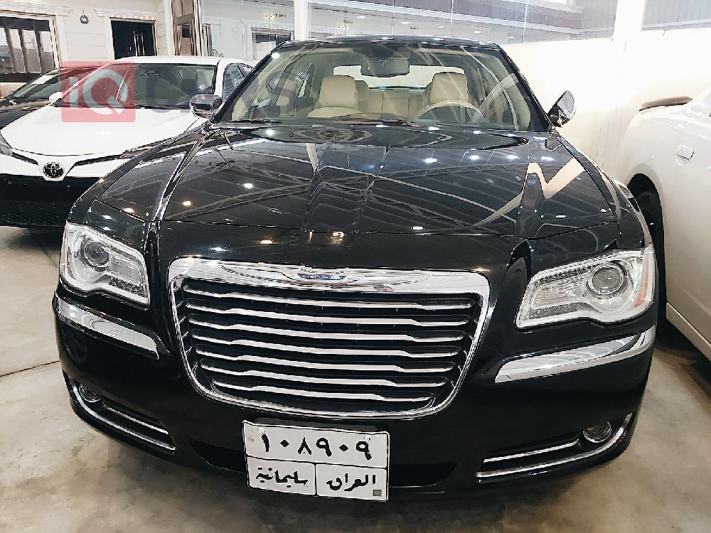 كرايسلر 300